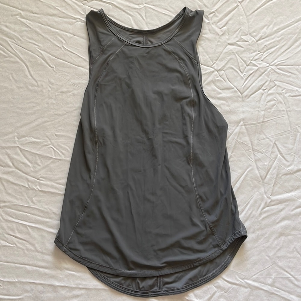 Like New Lululemon Tank Top, size 4